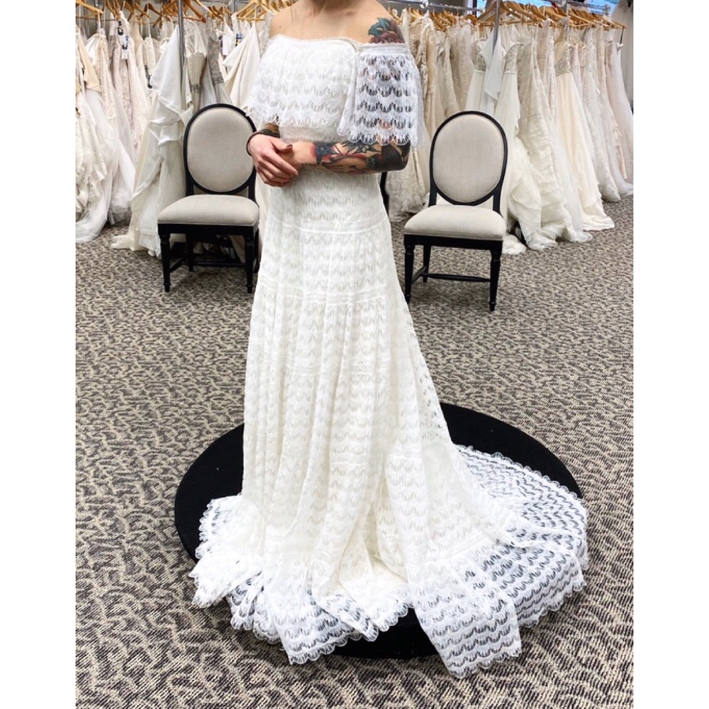 NEW Watters Lace Bridal Wedding Dress